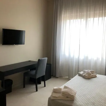 Dante 11 By Apulia Affittacamere 3*