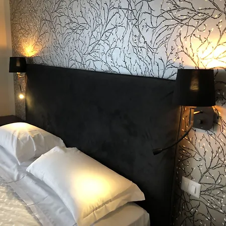 Dante 11 By Apulia 3* Bari